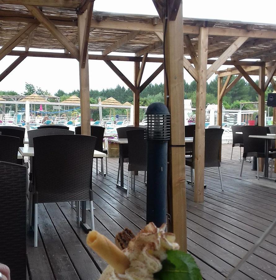 Reve En Famille Hotel Gastes Ngoại thất bức ảnh